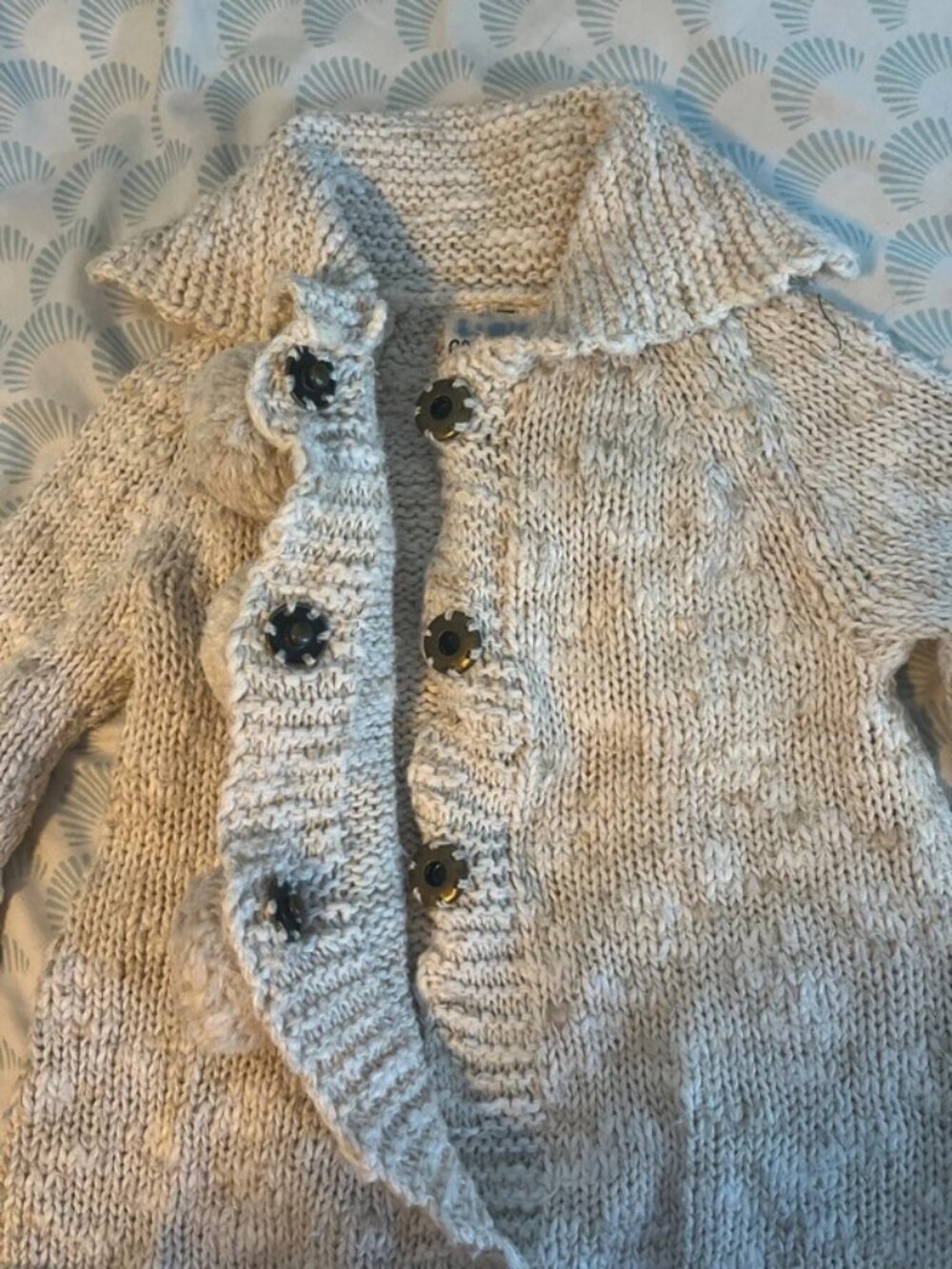 Adorable Pom Pom Kids Sweater Unisex Genuine Kids OshKosh b'Gosh - Picture 2 of 3